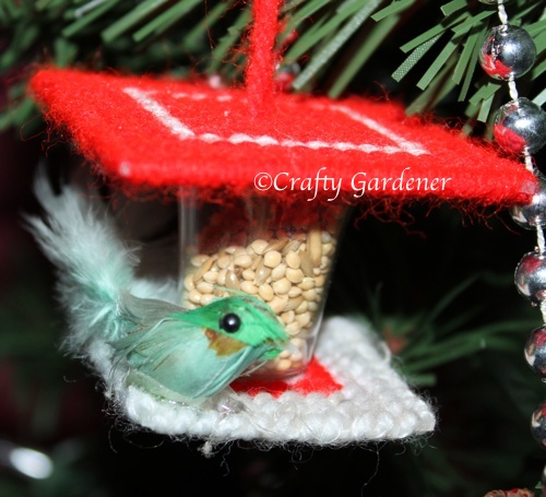 little bird feeder ornament at craftygardener.ca