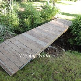 the new garden bridge at craftygardener.ca