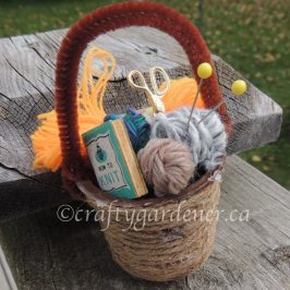 How to make a min yarn basket at craftygardener.ca